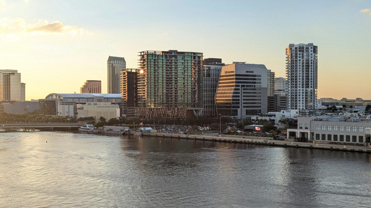 Who Is Eligible for the Florida Retirement System?